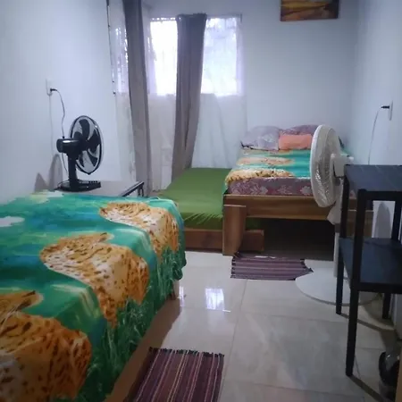 Apartamento Golden Crab Puerto Viejo de Talamanca Exterior foto